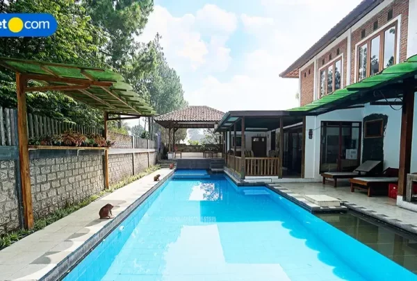 Liburan Impian di Lembang: Menjelajahi Villa Murah dengan Kolam Renang Pribadi yang Memukau