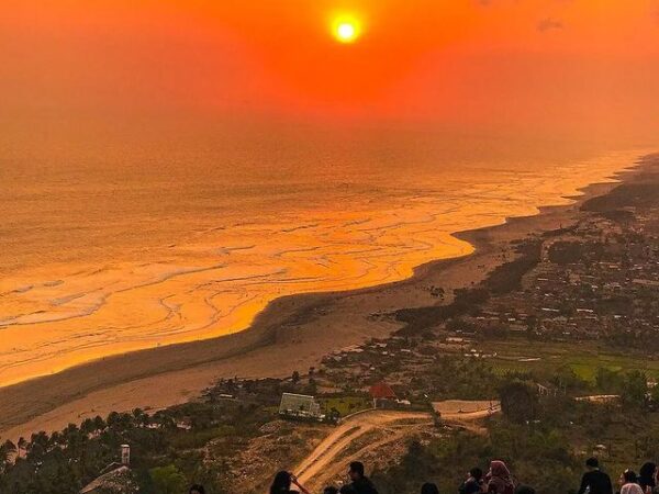 Pesona Senja Yogyakarta: Menjelajahi Lokasi Sunset Terbaik yang Wajib Dikunjungi